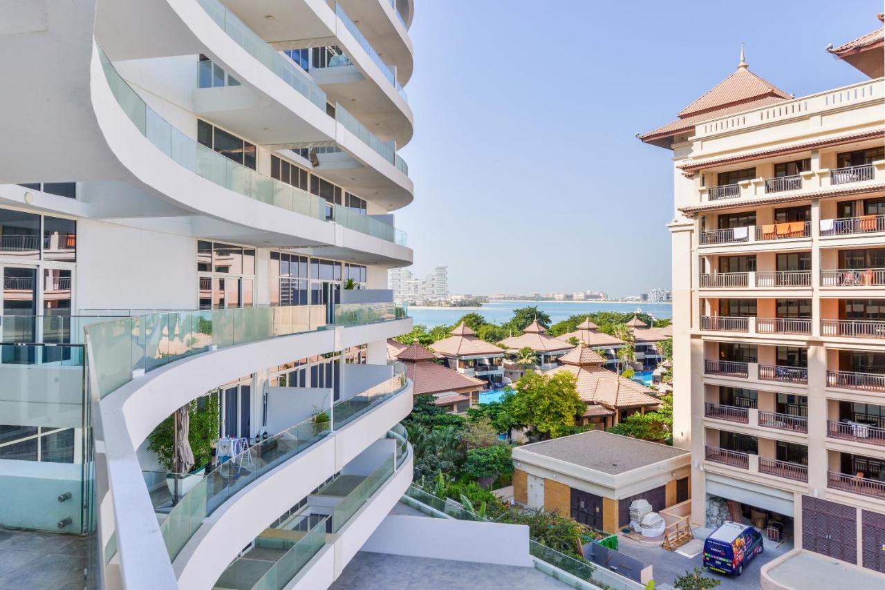 Ultra Luxury Palm - Mina Azizi - Free 5 Star Beach Resorts Access ドバイ エクステリア 写真