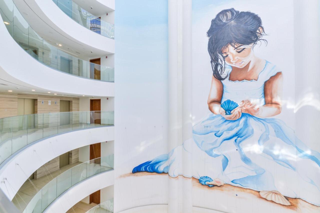Ultra Luxury Palm - Mina Azizi - Free 5 Star Beach Resorts Access ドバイ エクステリア 写真