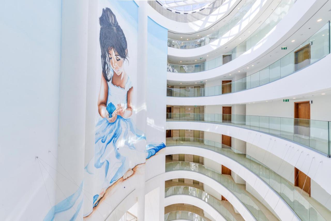 Ultra Luxury Palm - Mina Azizi - Free 5 Star Beach Resorts Access ドバイ エクステリア 写真